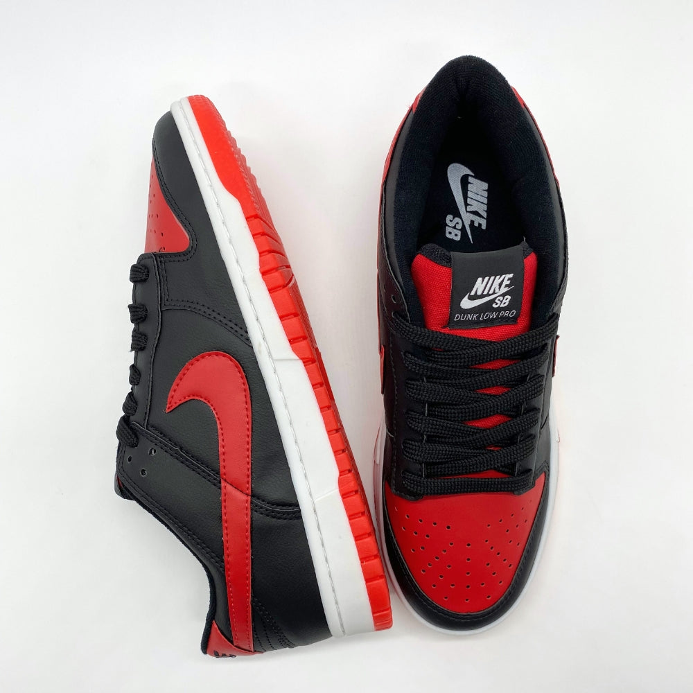 Tênis Nike Dunk - Preto e Vermelho