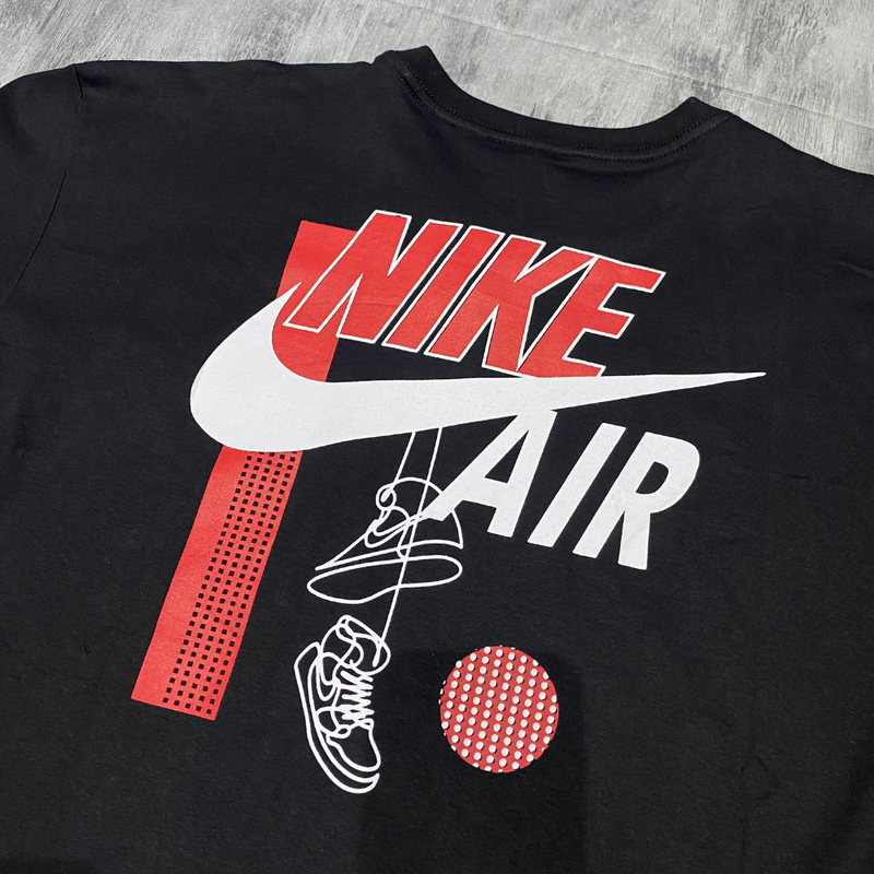 Camiseta Premium NK