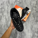 Tênis NK Air Max TN Plus PRETO E BRANCO