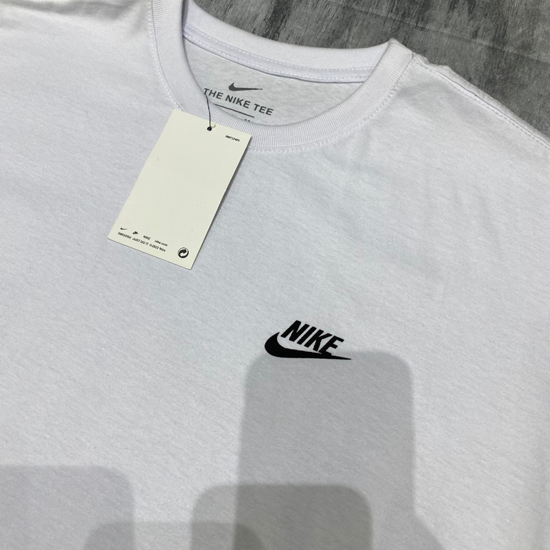 Camiseta Premium NK