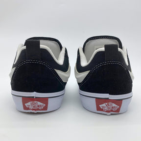 Tênis Vans Knu Skool - Black True White