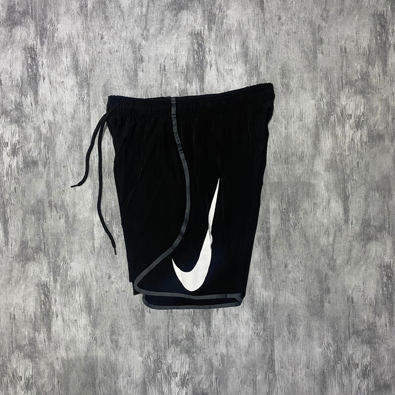 Short  dry fit NK