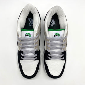 Tênis Nike Dunk - Cinza, Branco e Preto