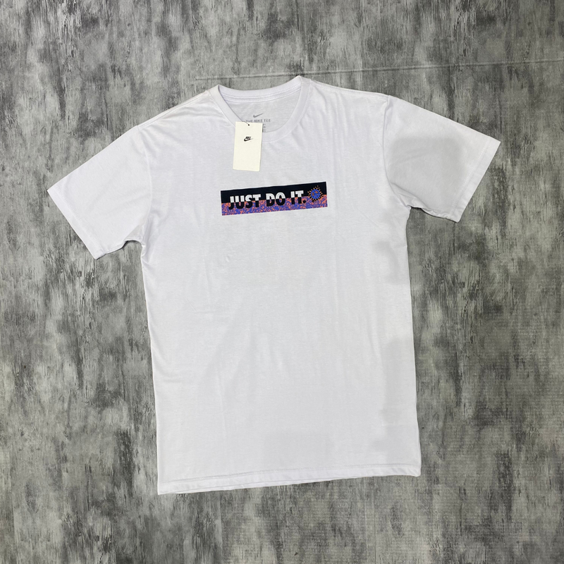 Camiseta Premium NK