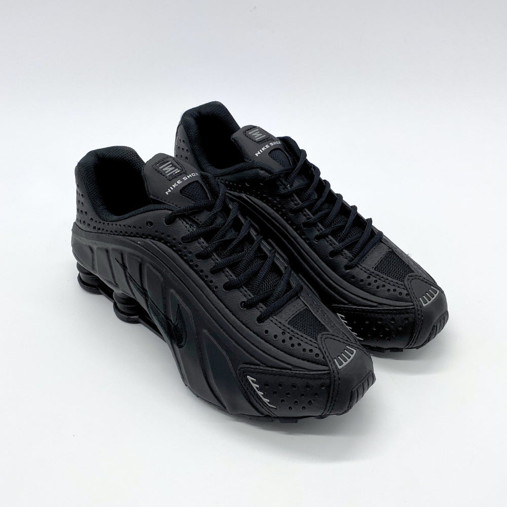 Tênis Nike Shox R4 - Preto