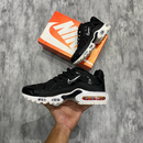 Tênis NK Air Max TN Plus PRETO E BRANCO