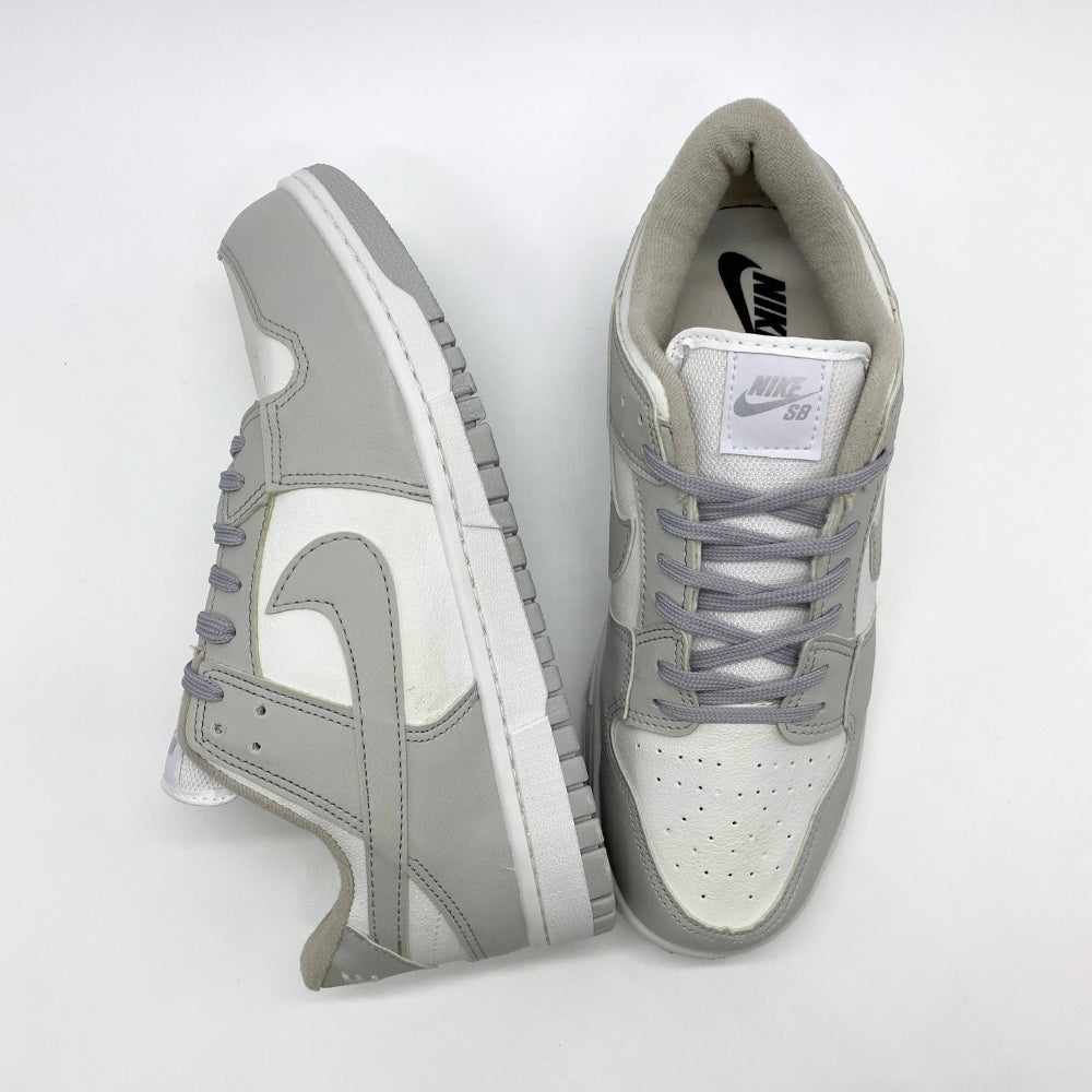 Tênis Nike Dunk - Cinza e Branco