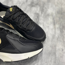 Tênis Nk Air Max Excee Preto e Dourado