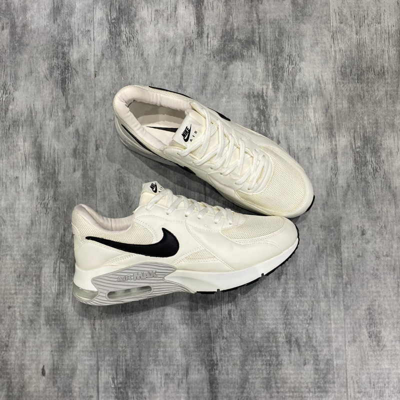 Tênis Nk Air Max Excee Branco e Preto