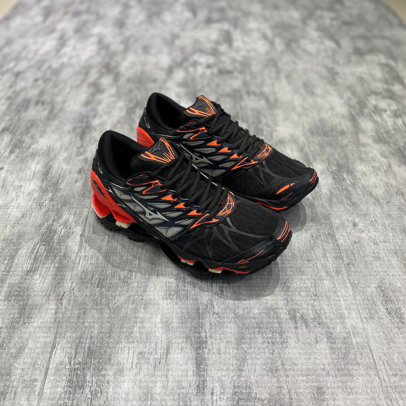 Tênis Mzuno Wave Prophecy 7 Preto e Laranja