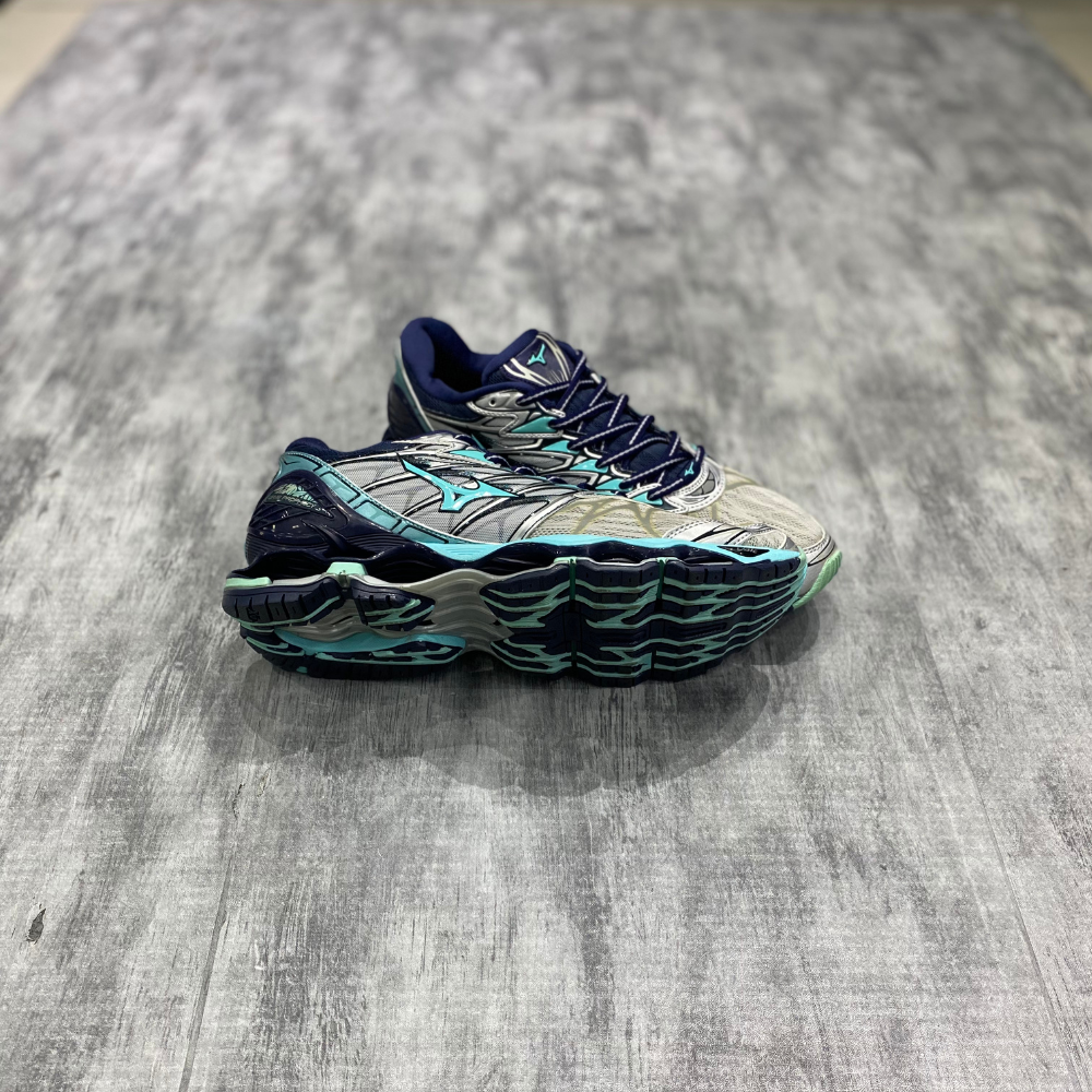 Tênis Mzuno Wave Prophecy Cinza e Verde Água