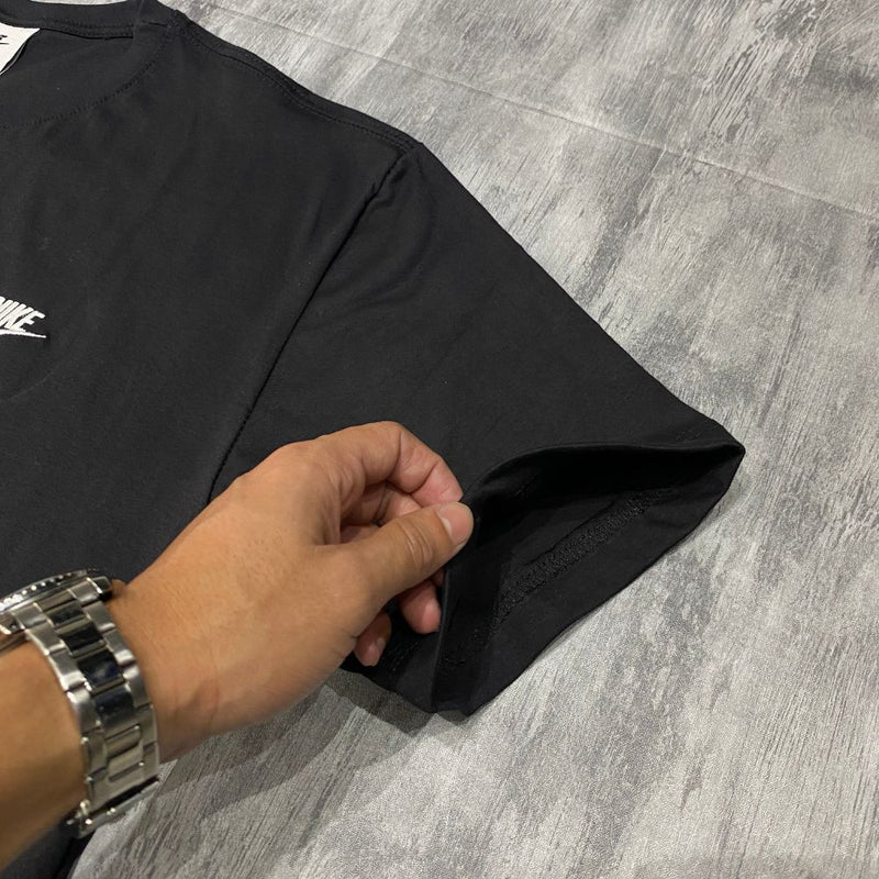 Camiseta Premium NK