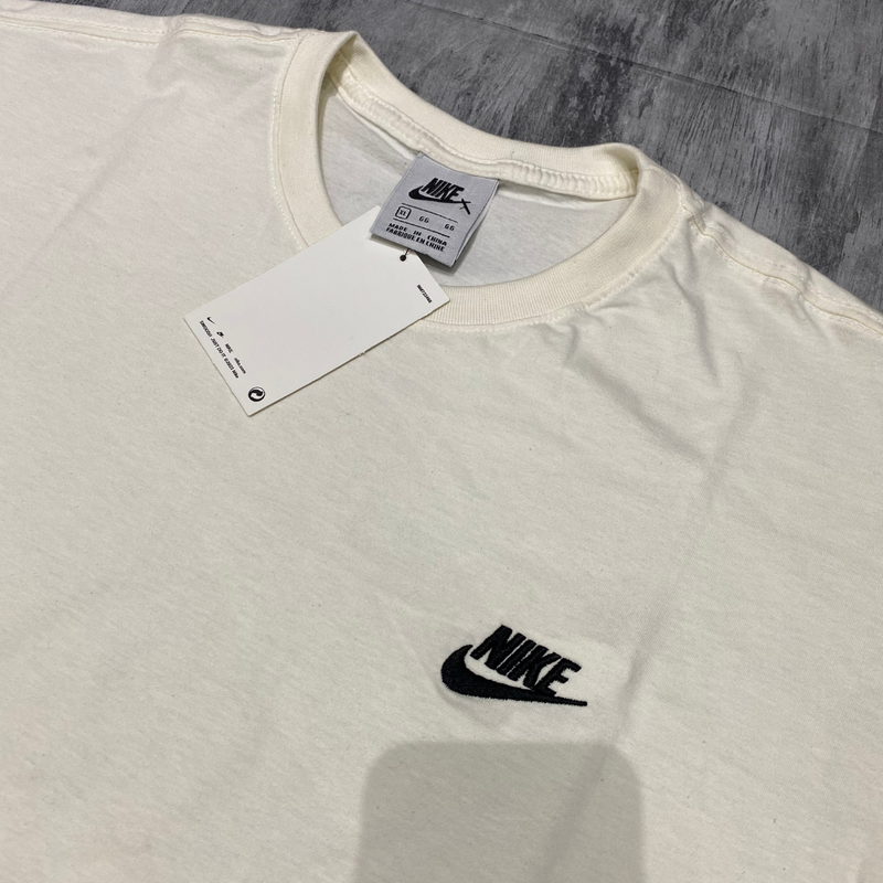 Camiseta Premium NK