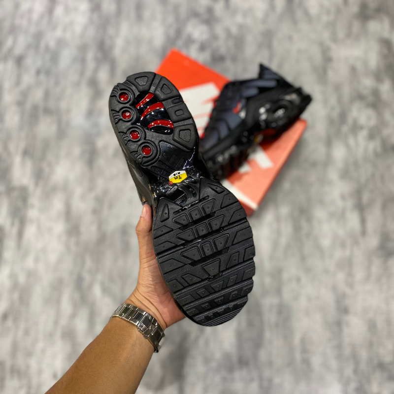 Tênis Nk Air Max TN Plus DRACÚLA