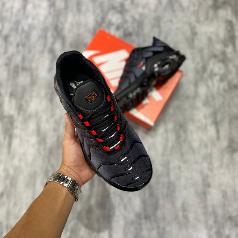 Tênis Nk Air Max TN Plus DRACÚLA