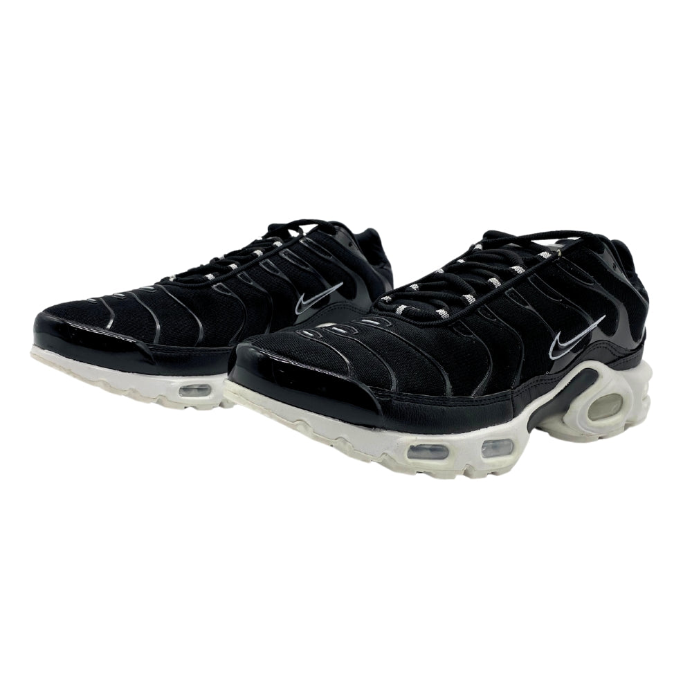 Tênis Nike Air Max TN Plus - Black & White