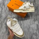 Tênis LV SKATE BEGE E BRANCO